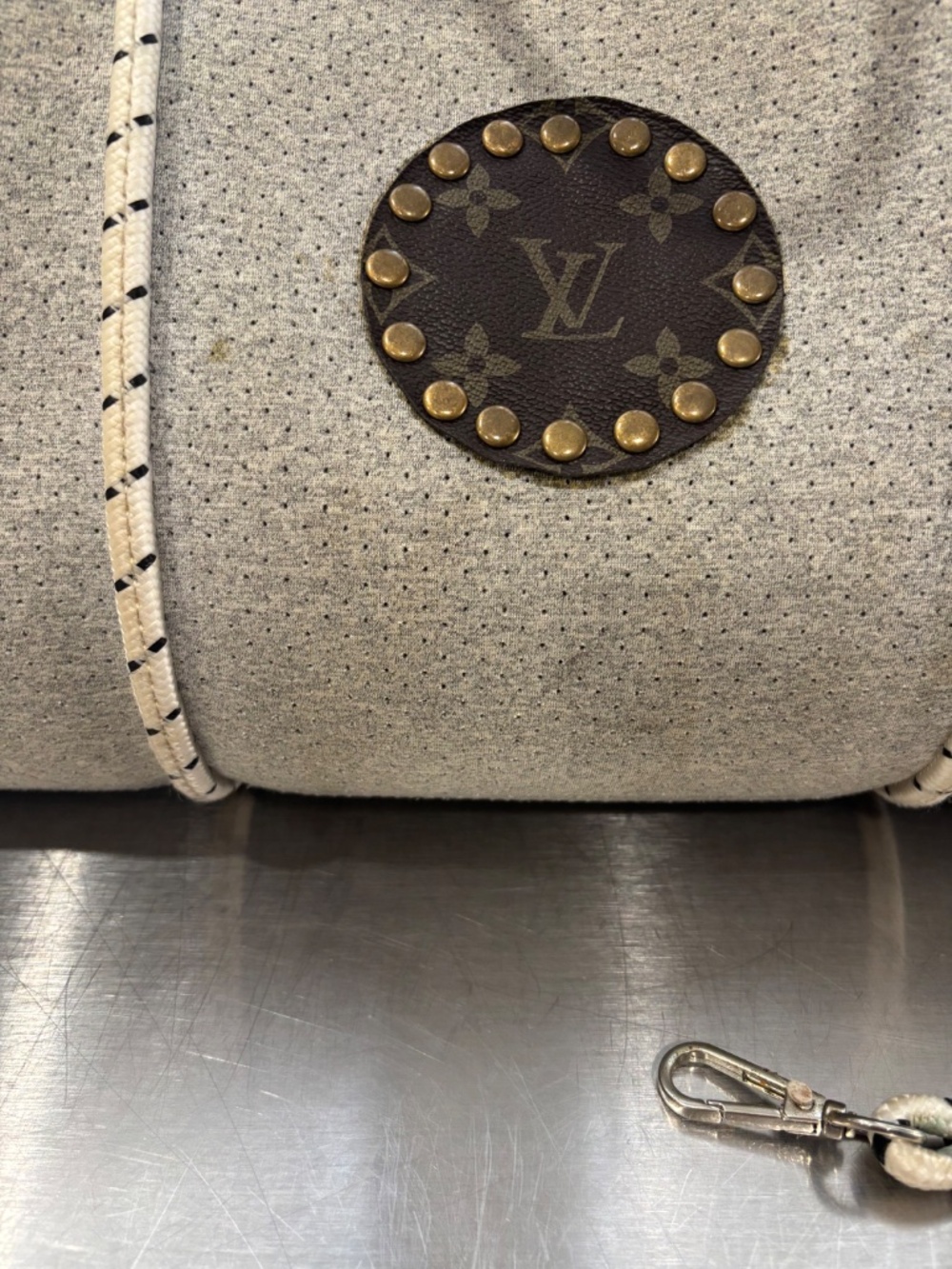 HAUTE SHORE TOTE WITH UPCYCLED PATCH - Picture 4 of 14